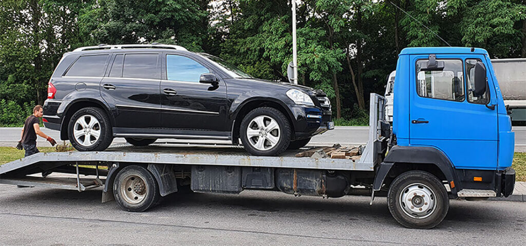 Як вибрати надійну службу евакуації авто